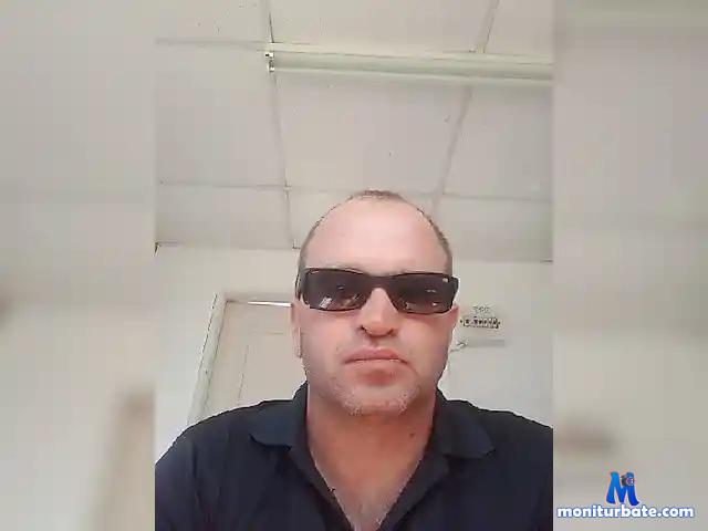Deniz1981 bongacams performer male