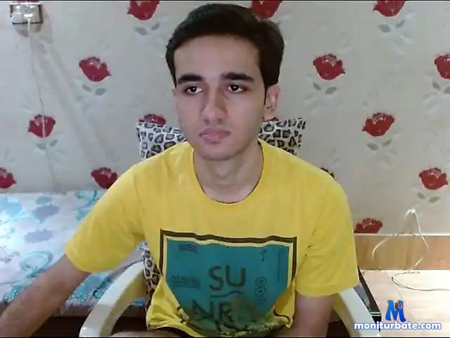 TinyElephant bongacams performer male