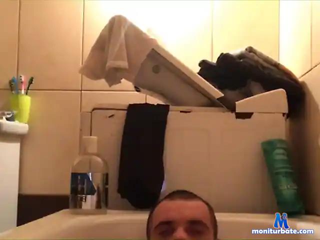 MishkaLaDiv bongacams performer male