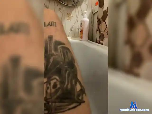 BarryHawk bongacams performer male