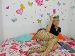 Allison-Queen bongacams livecam show performer room profile