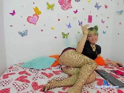 Allison-Queen bongacams live cam performer profile
