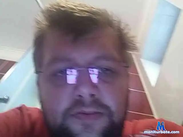 EroticSkyline bongacams performer male