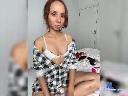 PanteraNika bongacams live cam performer profile