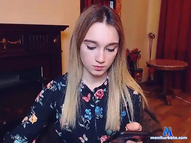 LittleDrunk bongacams performer female