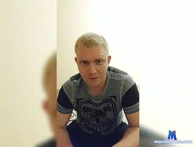 Alkrowley bongacams performer male