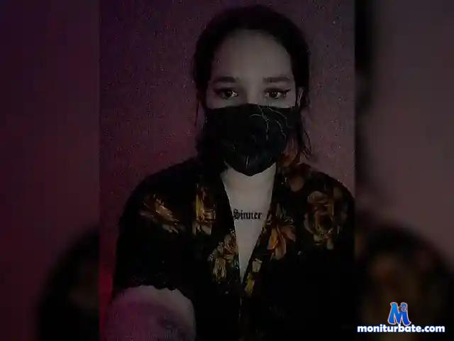 t-essa bongacams performer female