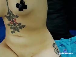 LilithSquirts bongacams live cam performer profile