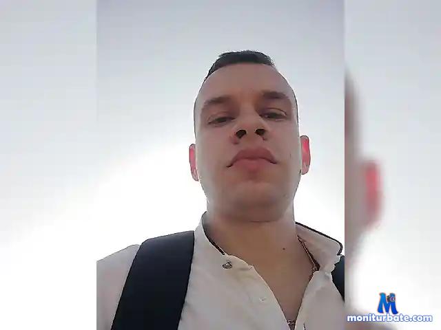 TheBeste bongacams performer male