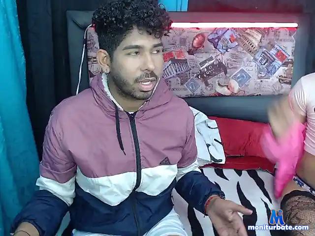 sexy2guys bongacams performer couple of 2 males