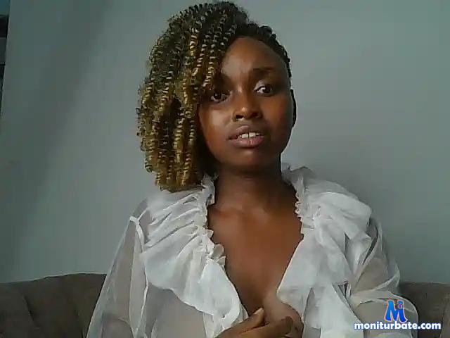 Totalbabe bongacams performer female