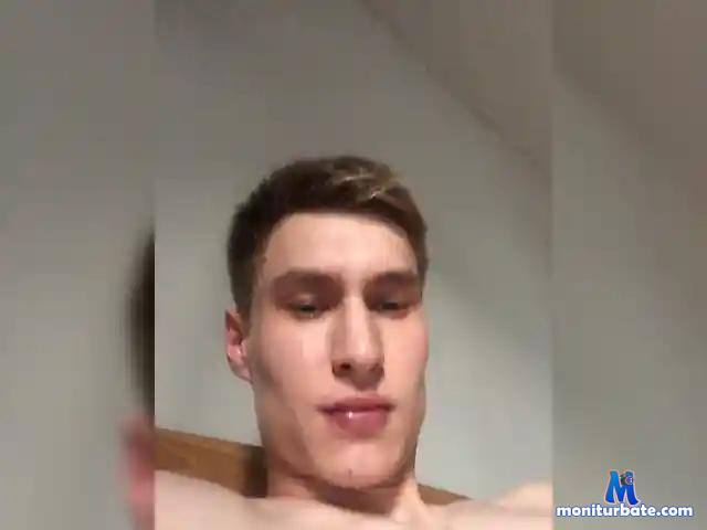 Oldxop13 bongacams performer male