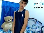 Aronmodel bongacams livecam show performer room profile