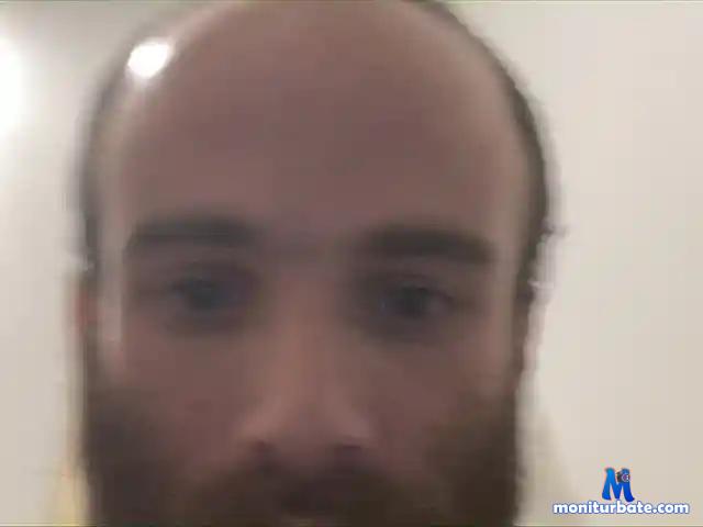 Madera2316 bongacams performer male