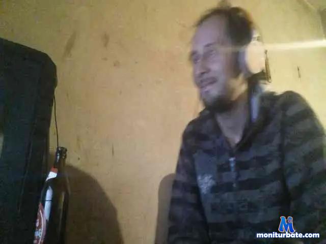 Dragan15901 bongacams performer male