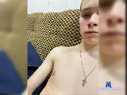 youngfriend bongacams live cam performer profile