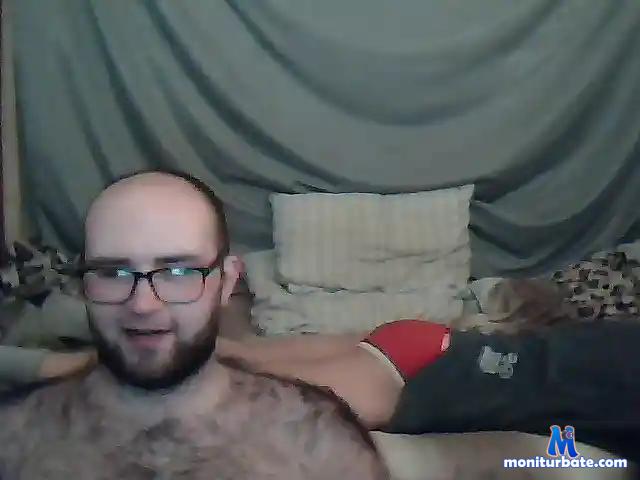 HorneyGriz bongacams performer male