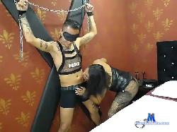 Victor-Yumii bongacams live cam performer profile