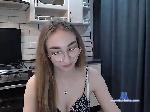 EviMills bongacams livecam show performer room profile