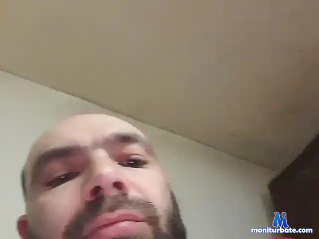 RaulBig27 bongacams performer male