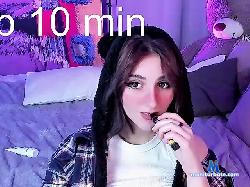 Makima- bongacams live cam performer profile