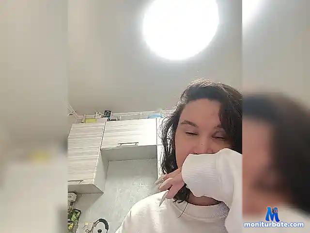 Milashka325 bongacams performer female