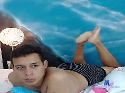 Bonnyhot23 bongacams live cam performer profile