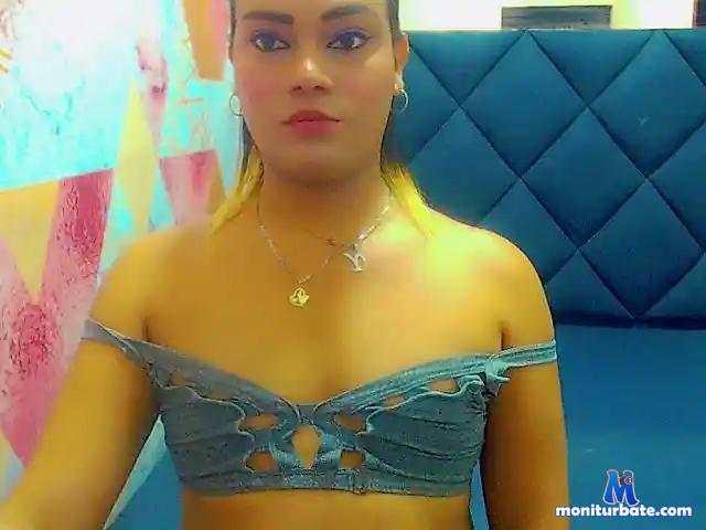 lizwinehouse bongacams performer shemale