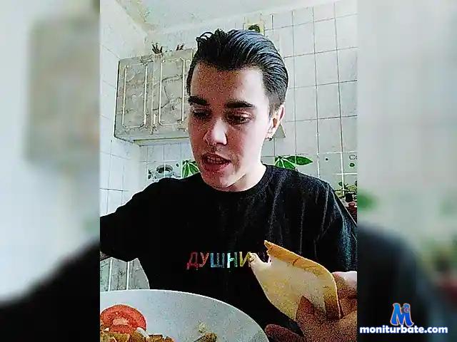 Smoke-weed-in-room bongacams performer male