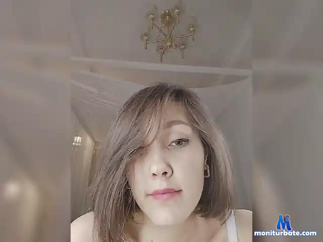 MintIce bongacams performer female
