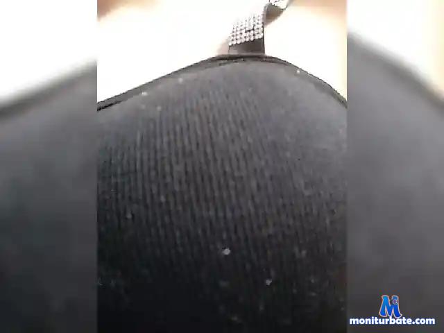 ElizzaMellow bongacams performer female