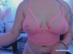 Emily-Evans-Royal bongacams live cam performer profile