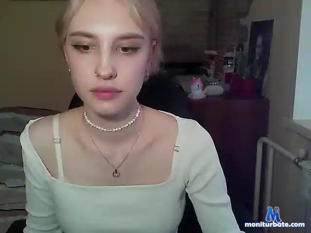 ChappyBunny bongacams performer female