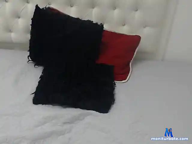 arquel-smith bongacams performer male