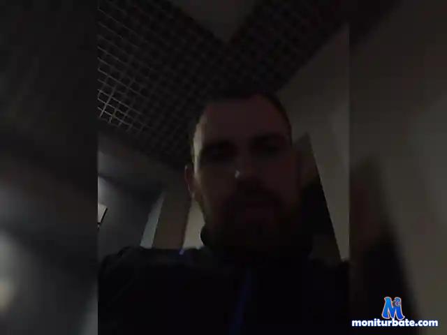 OOl23423lOO bongacams performer male