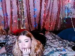Sweet2bun bongacams live cam performer profile