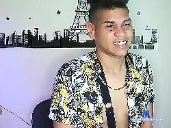 DelzelKens bongacams live cam performer profile