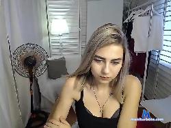 LolaRose bongacams live cam performer profile