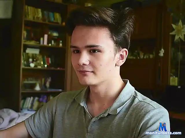 suuperspy bongacams performer male