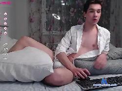 N-McAllister bongacams live cam performer profile