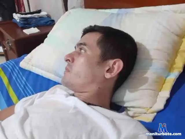 Bamvanhot bongacams performer male