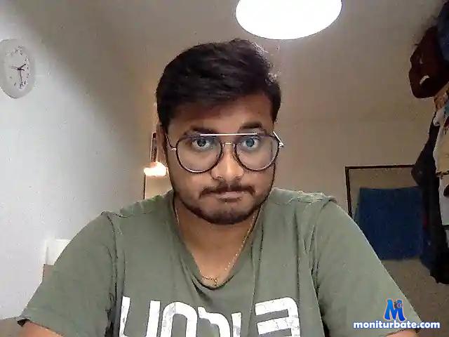 brownskin11 bongacams performer male