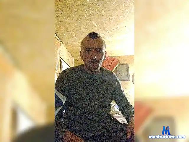 FabryS84 bongacams performer male