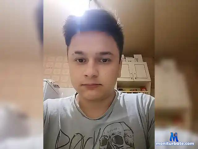 Herri2 bongacams performer male