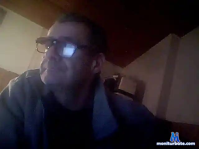 jolicoeur26 bongacams performer male