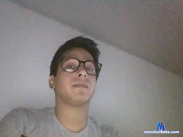 Alexboy72 bongacams performer male