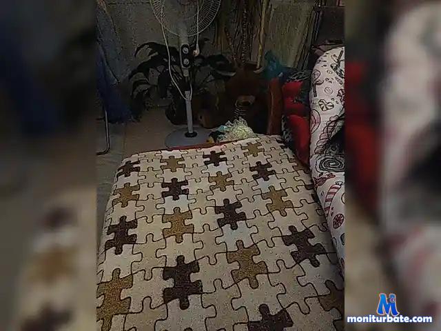 Popik128 bongacams performer male