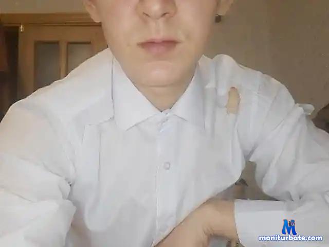 Alexzzz98 bongacams performer male