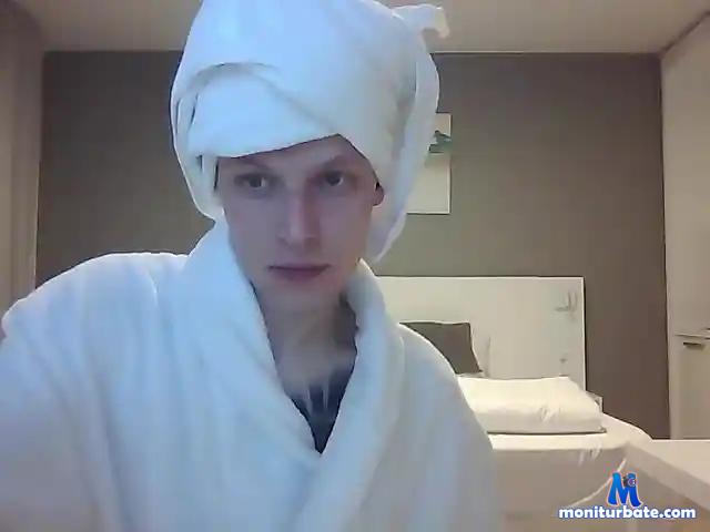 Adam33One bongacams performer male