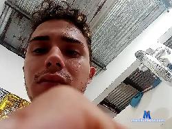 Liam20cm bongacams live cam performer profile